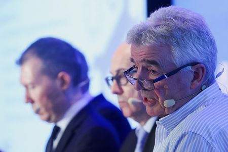 tagreuters.com2025binary_LYNXNPEL2Q0FQ-VIEWIMAGE