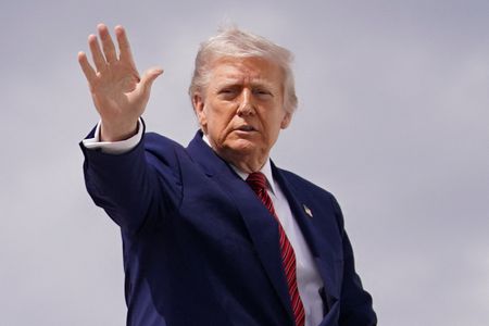 tagreuters.com2025binary_LYNXNPEL4O0EC-VIEWIMAGE