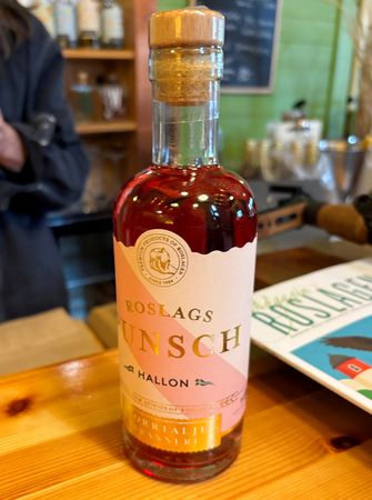 tagreuters.com2025binary_LYNXNPEL4T13P-VIEWIMAGE