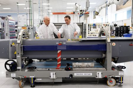 tagreuters.com2025binary_LYNXNPEL4U0B8-VIEWIMAGE