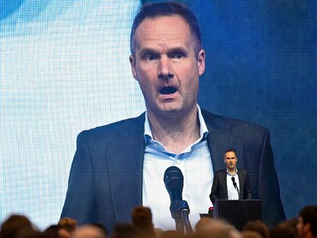 tagreuters.com2025binary_LYNXNPEL530Z7-VIEWIMAGE