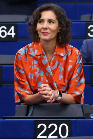 tagreuters.com2025binary_LYNXNPEL890AI-VIEWIMAGE