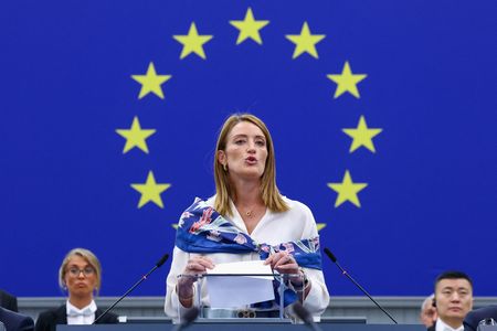 tagreuters.com2025binary_LYNXNPEL890AK-VIEWIMAGE