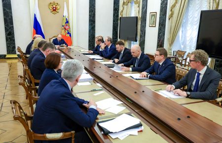 tagreuters.com2025binary_LYNXNPEL8E0NW-VIEWIMAGE