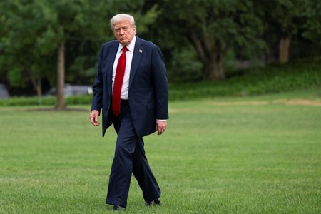 tagreuters.com2025binary_LYNXNPEL8F03Z-VIEWIMAGE