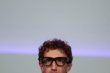 tagreuters.com2025binary_LYNXNPEL8H048-VIEWIMAGE