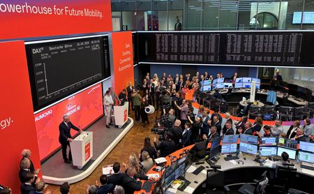 tagreuters.com2025binary_LYNXNPEL8H0E9-VIEWIMAGE