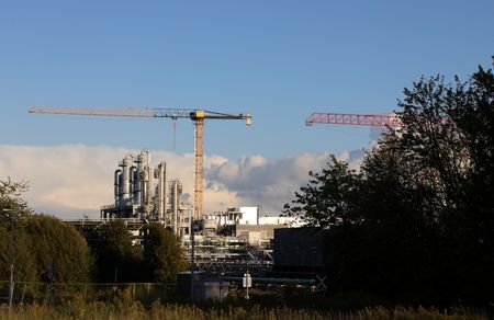 tagreuters.com2025binary_LYNXNPEL8O07I-VIEWIMAGE