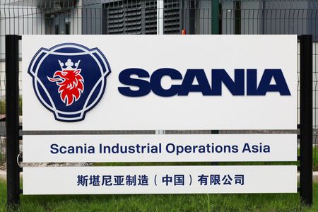 tagreuters.com2025binary_LYNXNPEL9E0IQ-VIEWIMAGE