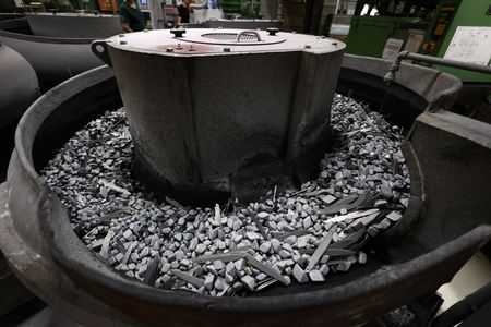 tagreuters.com2025binary_LYNXNPEL9F07F-VIEWIMAGE