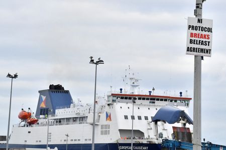 tagreuters.com2022binary_LYNXMPEI0J0P0-VIEWIMAGE