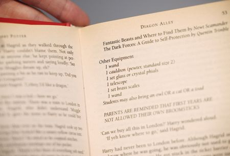 tagreuters.com2022binary_LYNXMPEI4U0NG-VIEWIMAGE