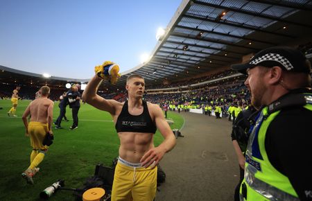 tagreuters.com2022binary_LYNXMPEI5103X-VIEWIMAGE