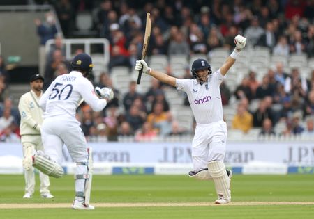 tagreuters.com2022binary_LYNXMPEI54053-VIEWIMAGE