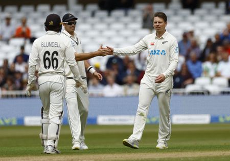 tagreuters.com2022binary_LYNXMPEI5C0FT-VIEWIMAGE