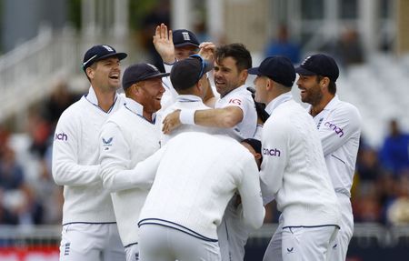 tagreuters.com2022binary_LYNXMPEI5C0FV-VIEWIMAGE