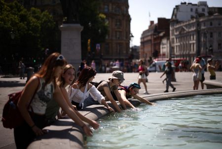 tagreuters.com2022binary_LYNXMPEI6R11B-VIEWIMAGE