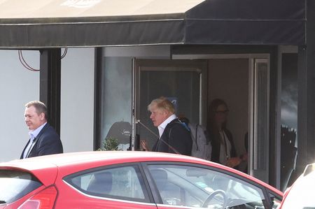 tagreuters.com2022binary_LYNXMPEI9L041-VIEWIMAGE