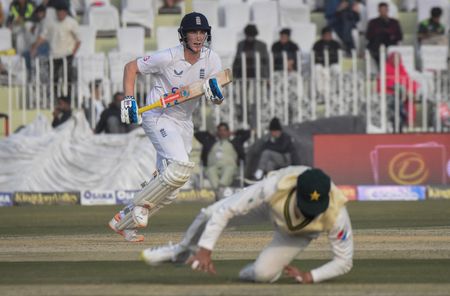 tagreuters.com2022binary_LYNXMPEIB1092-VIEWIMAGE