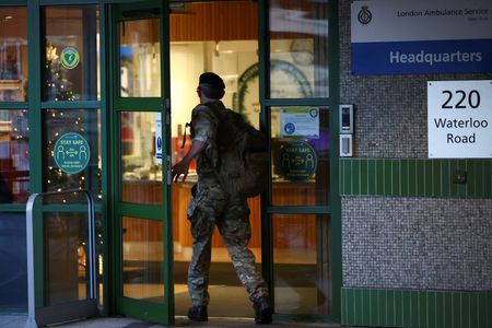 tagreuters.com2022binary_LYNXMPEIBK0M8-VIEWIMAGE