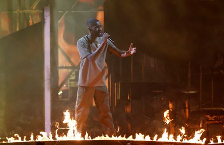 tagreuters.com2022binary_LYNXNPEI3519E-VIEWIMAGE