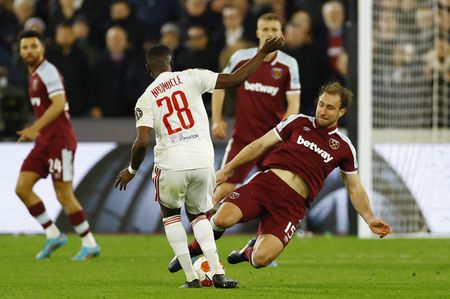 tagreuters.com2022binary_LYNXNPEI3619I-VIEWIMAGE