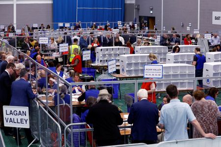 tagreuters.com2022binary_LYNXNPEI450BT-VIEWIMAGE