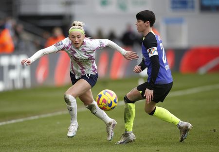 tagreuters.com2023binary_LYNXMPEJ2406Q-VIEWIMAGE