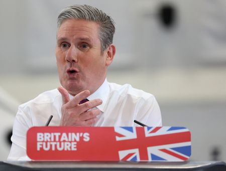 tagreuters.com2024binary_LYNXMPEK030F0-VIEWIMAGE