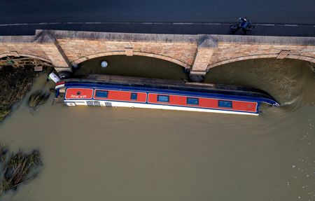 tagreuters.com2024binary_LYNXMPEK090HW-VIEWIMAGE