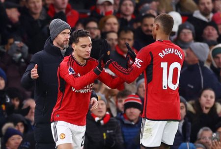 tagreuters.com2024binary_LYNXMPEK0D0AX-VIEWIMAGE