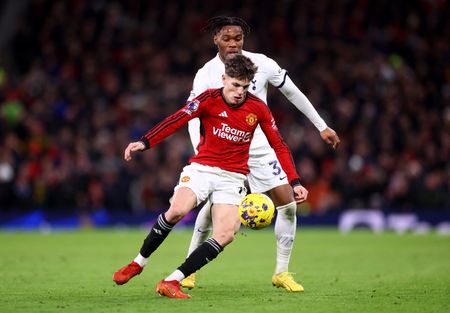 tagreuters.com2024binary_LYNXMPEK0D0AY-VIEWIMAGE