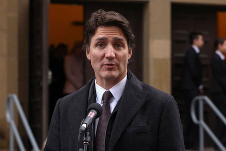 tagreuters.com2024binary_LYNXMPEK140T5-VIEWIMAGE