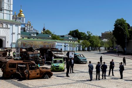 tagreuters.com2024binary_LYNXMPEK410WL-VIEWIMAGE