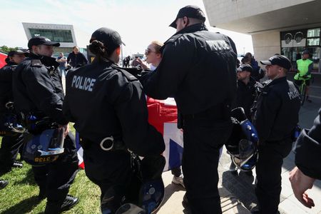 tagreuters.com2024binary_LYNXMPEK7907J-VIEWIMAGE