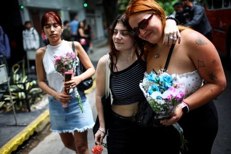 tagreuters.com2024binary_LYNXMPEK9G0L6-VIEWIMAGE