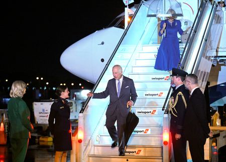 tagreuters.com2024binary_LYNXMPEK9H0DB-VIEWIMAGE