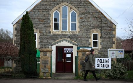 tagreuters.com2024binary_LYNXNPEK1F01I-VIEWIMAGE