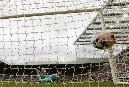 tagreuters.com2024binary_LYNXNPEK3C041-VIEWIMAGE