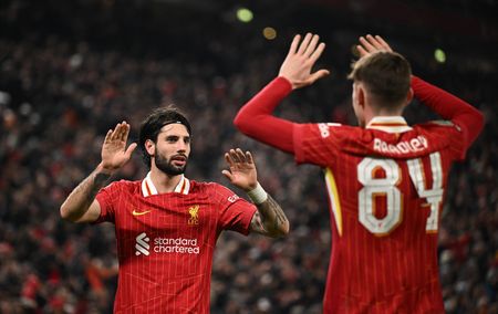 tagreuters.com2025binary_LYNXMPEL150YE-VIEWIMAGE