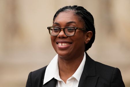 tagreuters.com2025binary_LYNXMPEL2H0N0-VIEWIMAGE