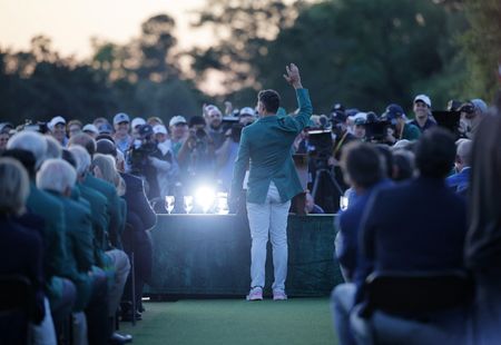 tagreuters.com2025binary_LYNXMPEL3D03M-VIEWIMAGE