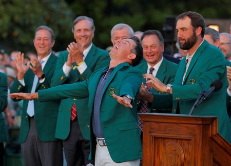 tagreuters.com2025binary_LYNXMPEL3D03O-VIEWIMAGE