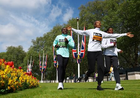 tagreuters.com2025binary_LYNXMPEL3O0IV-VIEWIMAGE