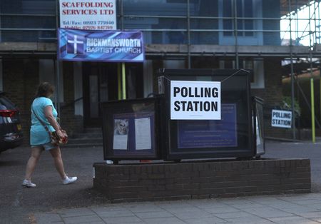 tagreuters.com2025binary_LYNXMPEL401FG-VIEWIMAGE