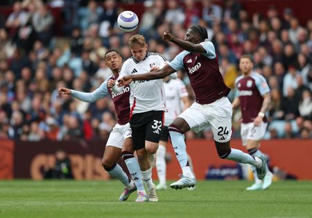 tagreuters.com2025binary_LYNXMPEL420DU-VIEWIMAGE