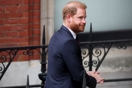 tagreuters.com2025binary_LYNXMPEL450FP-VIEWIMAGE