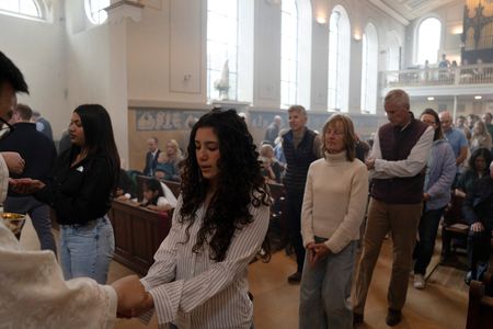 tagreuters.com2025binary_LYNXMPEL46086-VIEWIMAGE