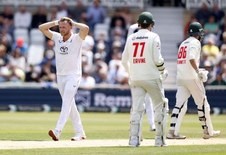 tagreuters.com2025binary_LYNXMPEL4M0JX-VIEWIMAGE