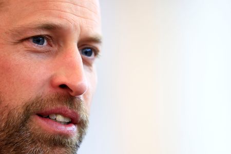 tagreuters.com2025binary_LYNXMPEL5704M-VIEWIMAGE